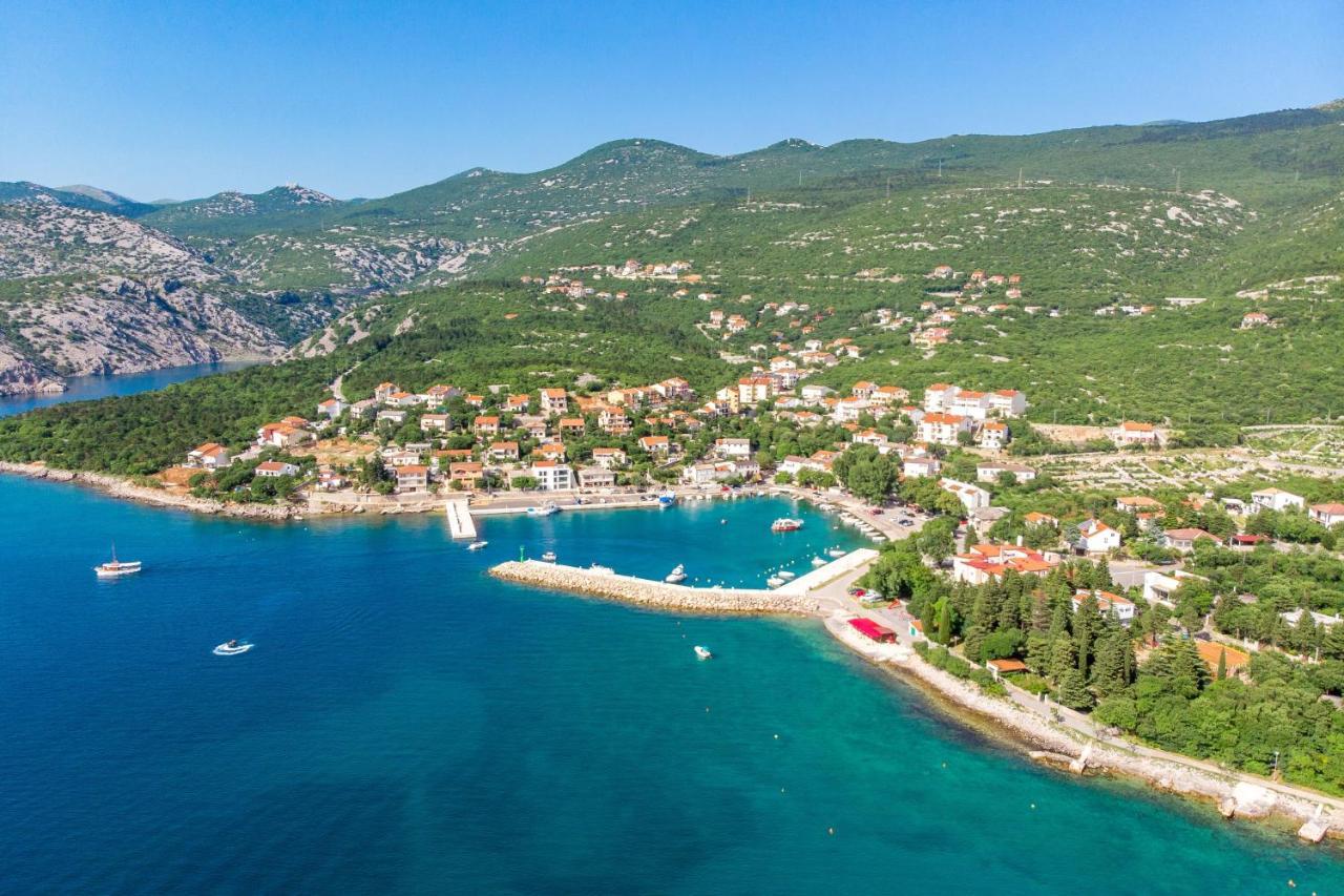 Apartments By The Sea Klenovica, Novi Vinodolski - 5581 외부 사진