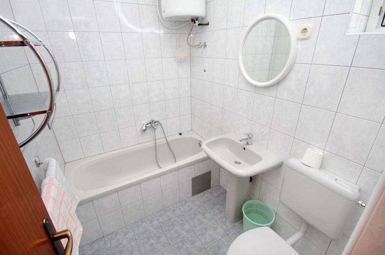 Apartments By The Sea Klenovica, Novi Vinodolski - 5581 외부 사진